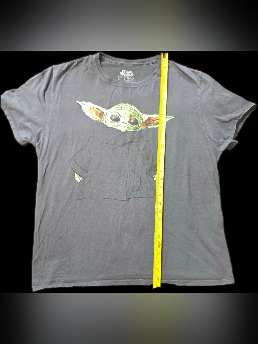 Star Wars The Mandalorian Grogu Baby Yoda Graphic T-Shirt XL Charcoal Gray